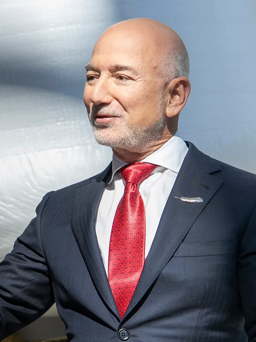 Jeff Bezos.